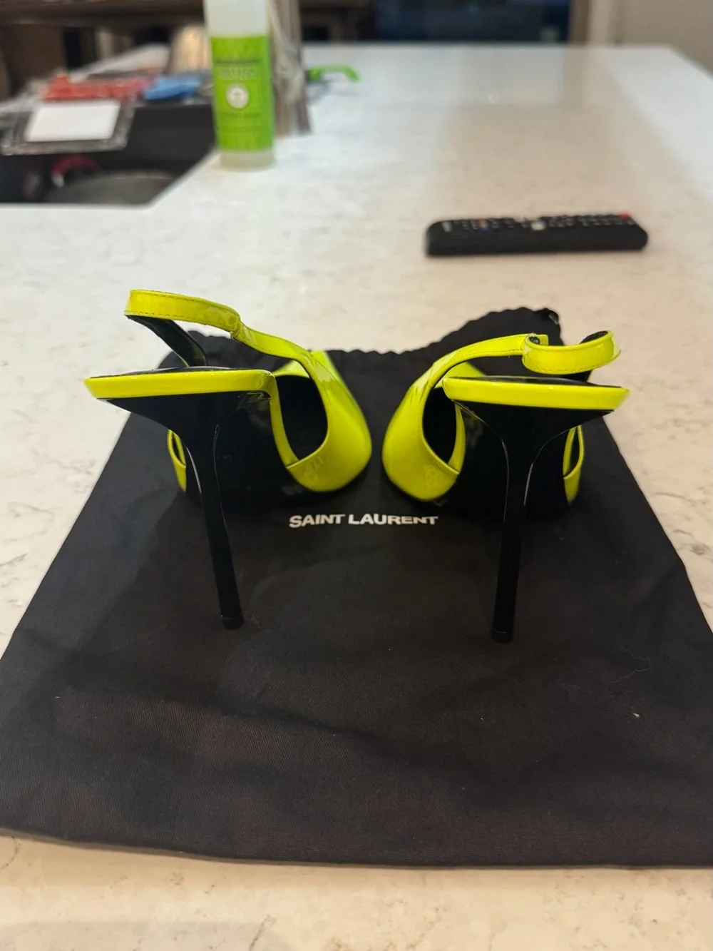 Saint Laurent Neon Lime Patent Slingback Pumps - Picture 4 of 7